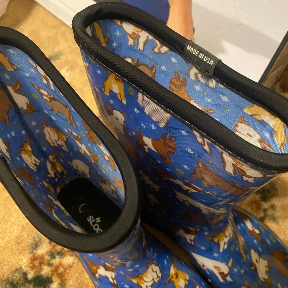 Sloggers WOMEN'S RAIN & GARDEN BOOT Size 9 Mid-Calf Blue Lamb print Gently Used - Picture 2 of 7